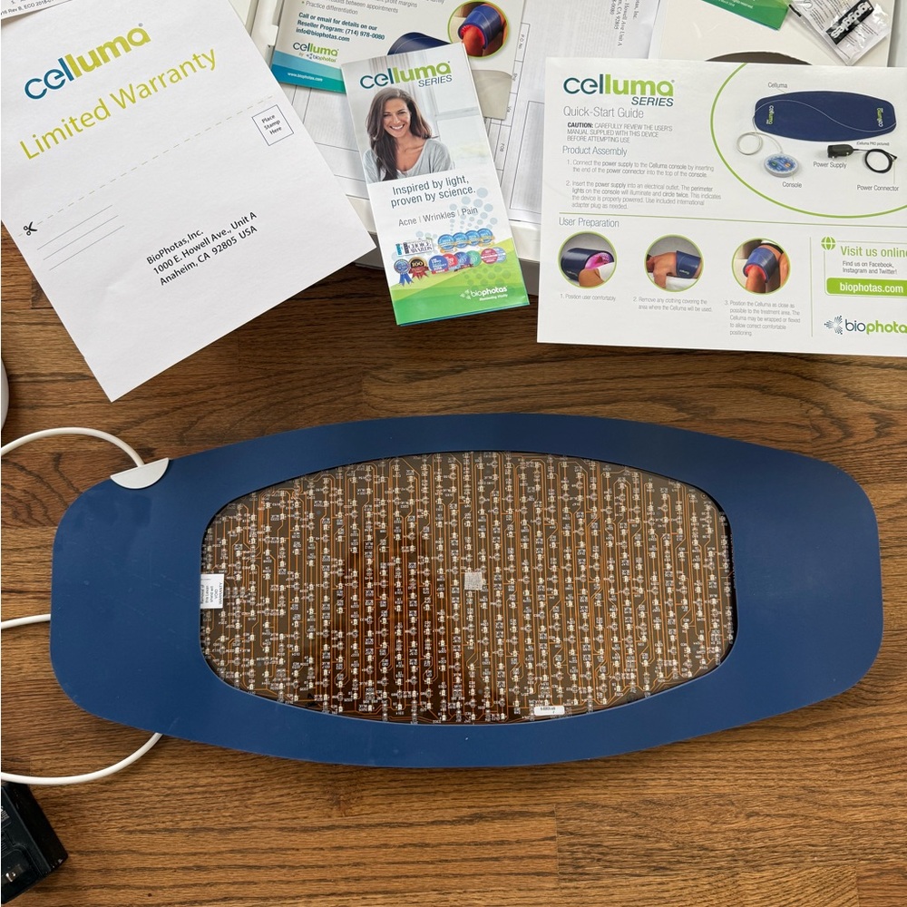 Celluma Pro LED Light Therapy Device - Picture 5 of 9